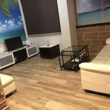 Precioso Apartamento 3 Habitaciones. Con Patio. Camas Exterior foto